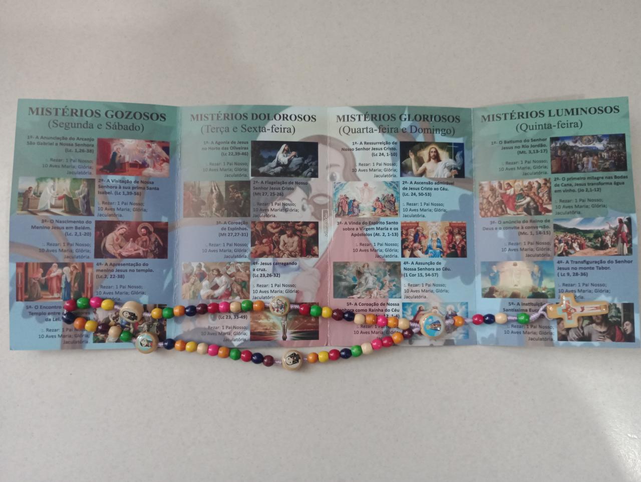 imagem de Terço madeira infantil com Oração