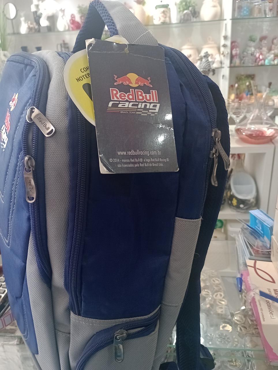 imagem de MOCHILA RED BULL ORIGINAL