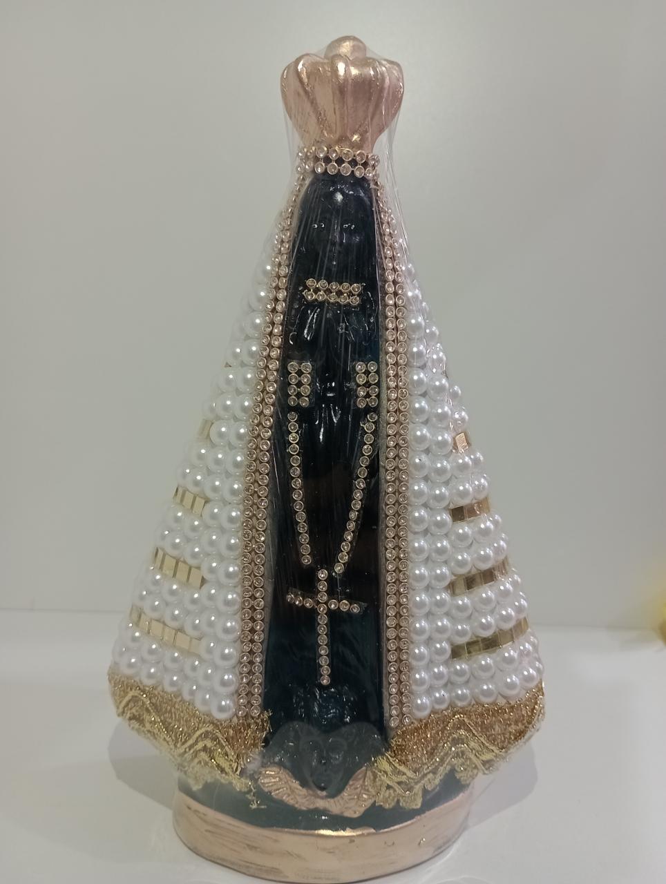 imagem de Nossa Senhora Aparecida Gesso 25 cm pérolas branca acabamento dourado